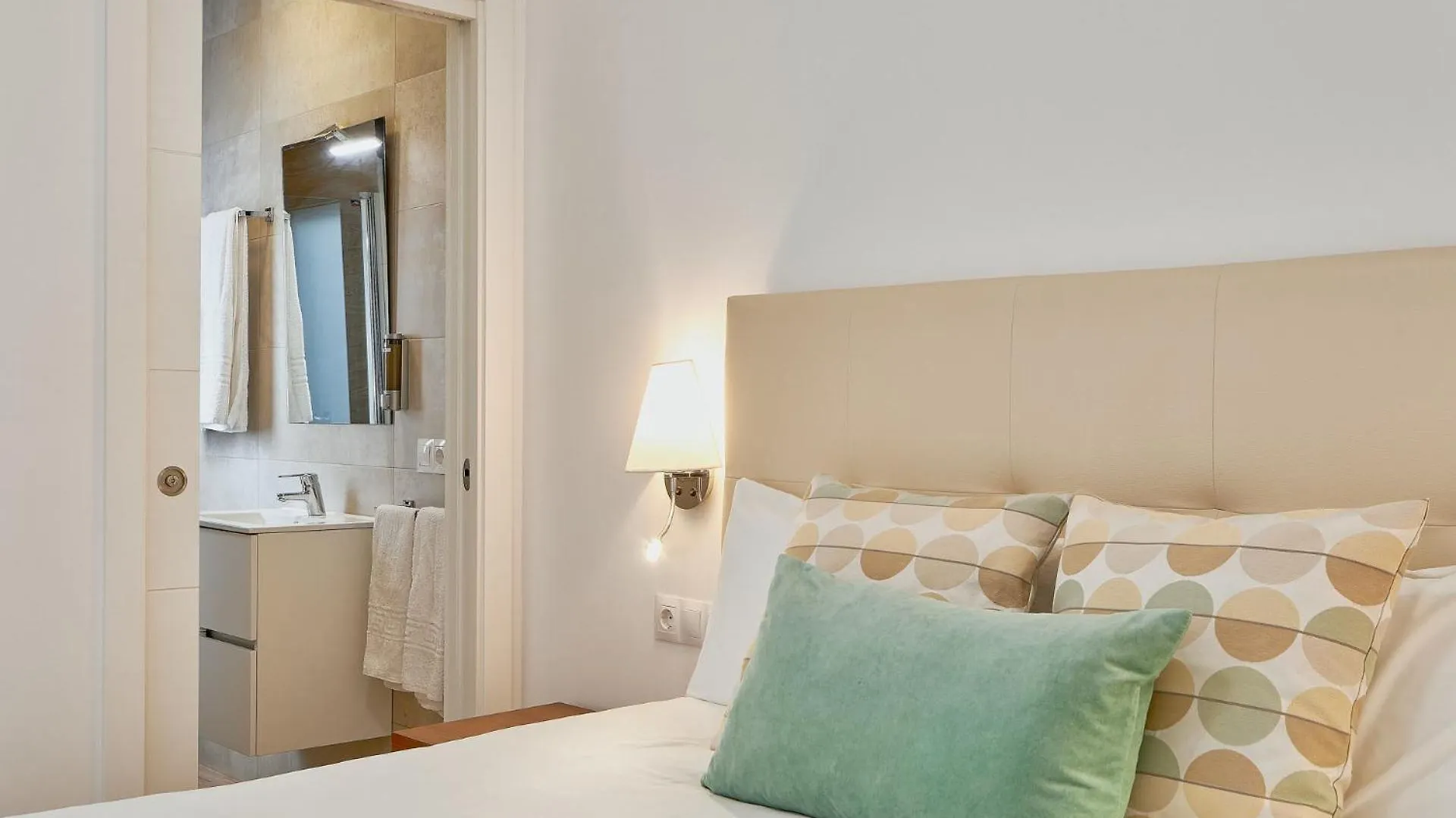 Nueva 22 Suites In Nerja By Solaga Holiday Homes 0*,