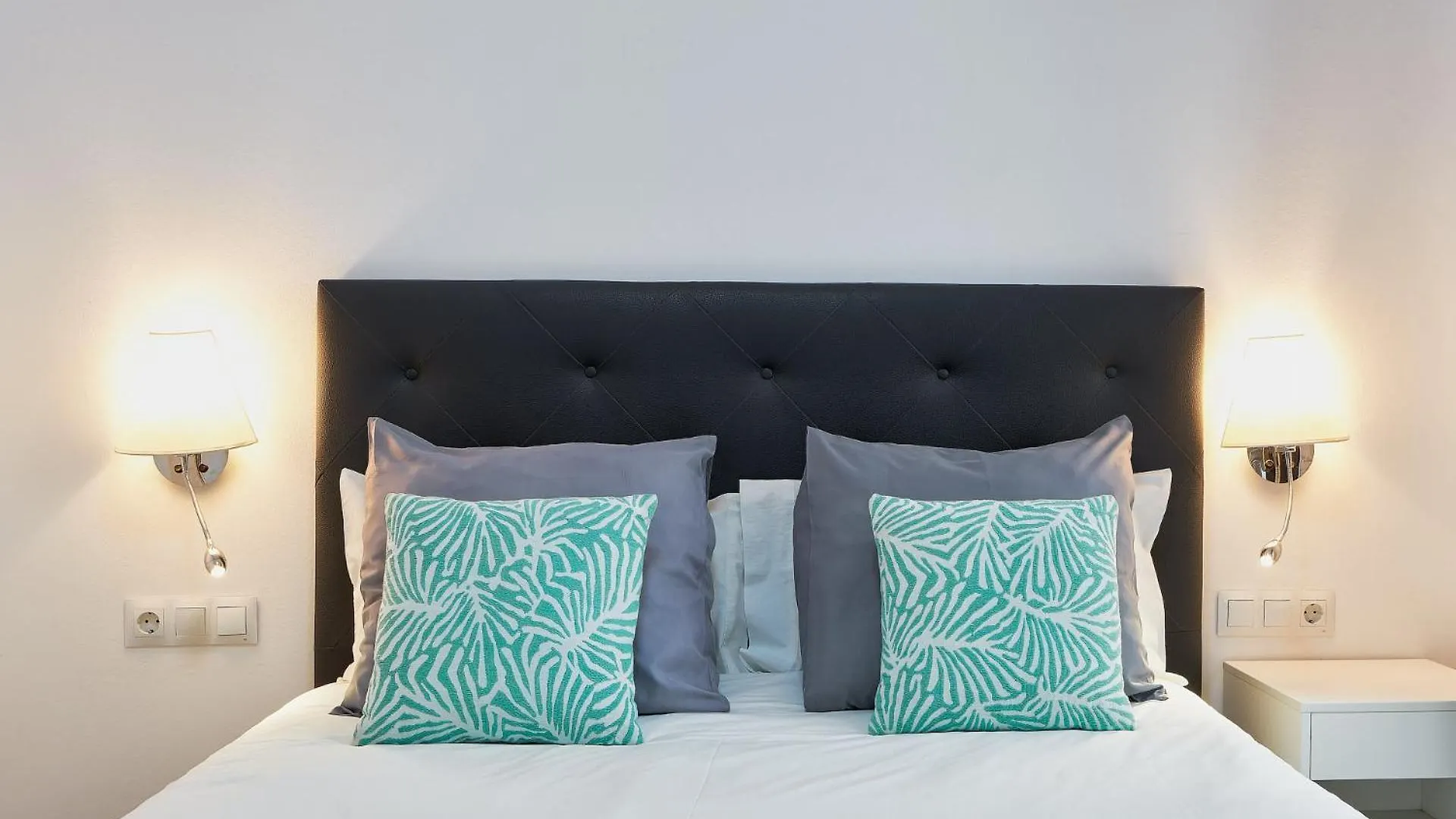 Nueva 22 Suites In Nerja By Solaga Holiday Homes Apartment