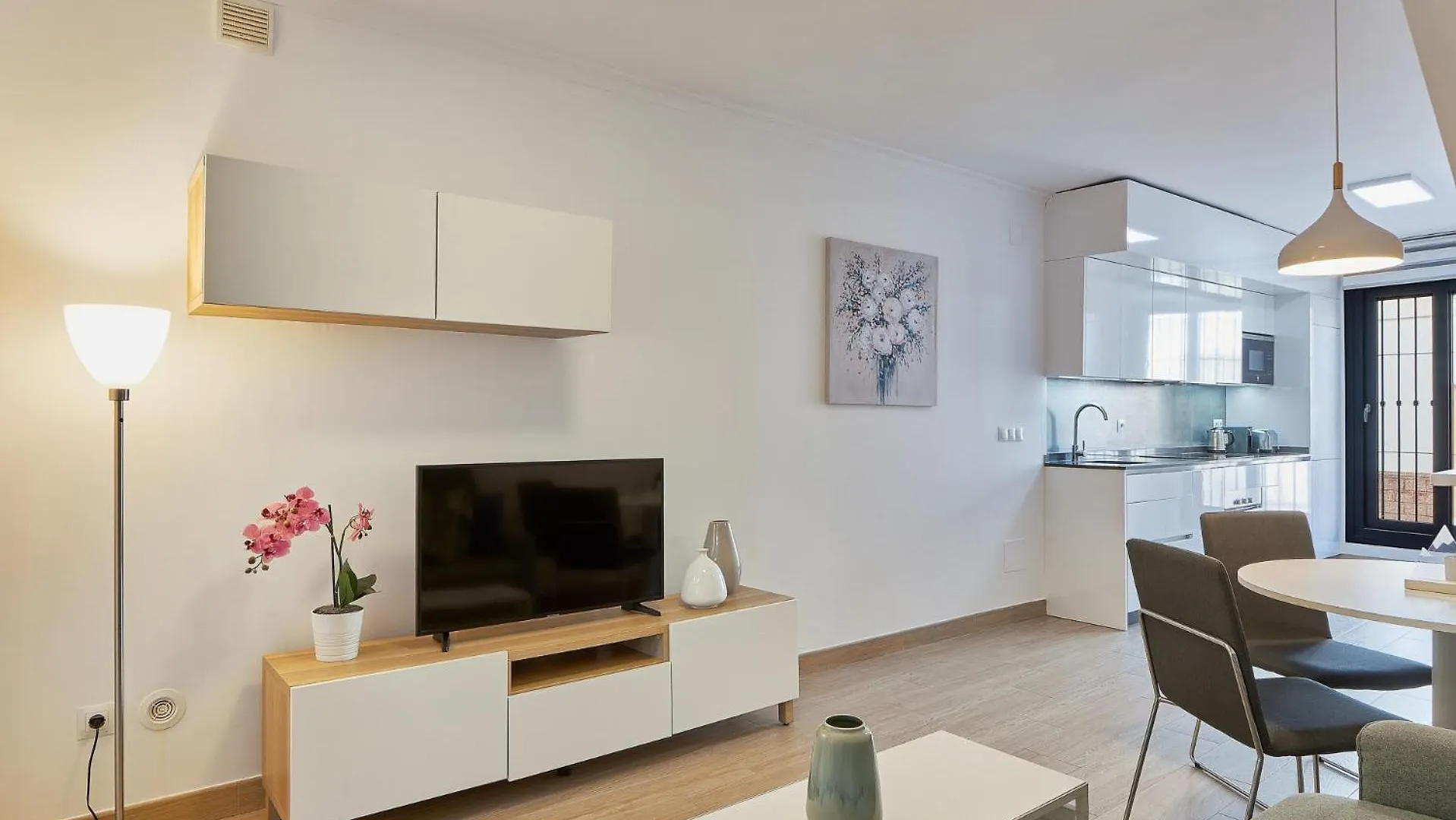 Appartement Nueva 22 Suites In Nerja By Solaga Holiday Homes Espagne
